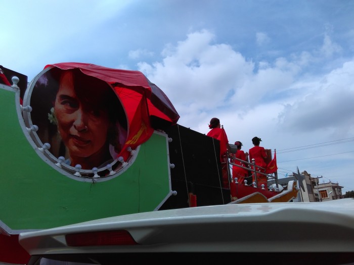 burma-nld-float